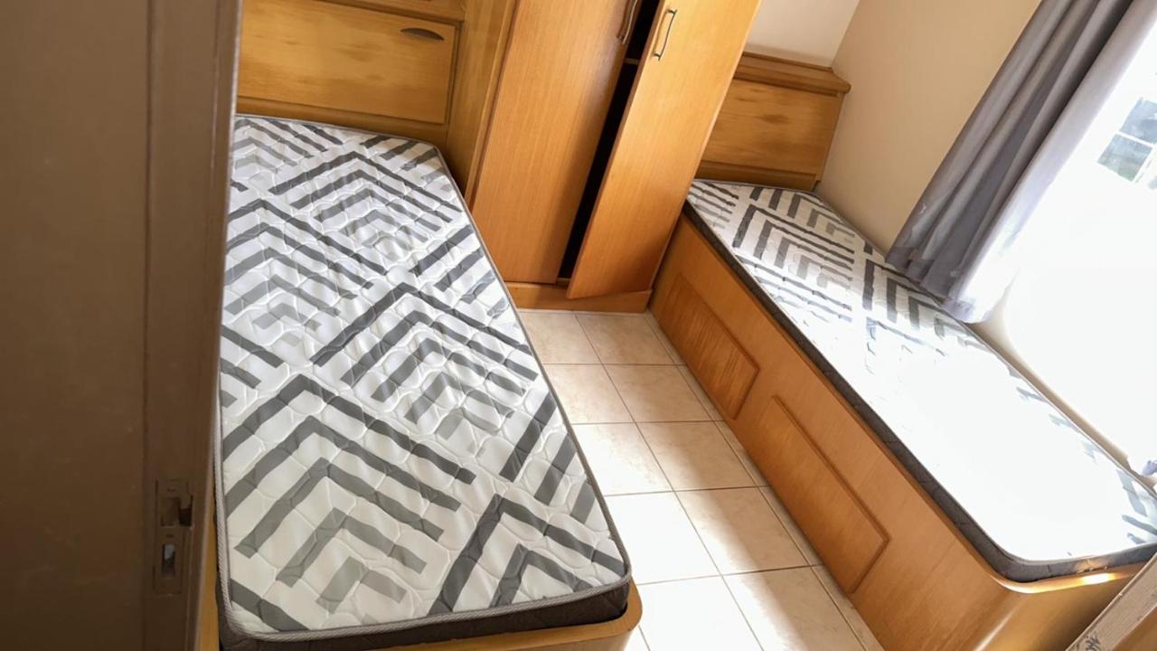 Ap Com Piscina Em Porto Belo Apartment Ngoại thất bức ảnh